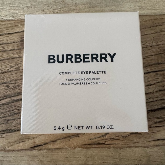 NEW IN BOX Burberry Complete Eye Palette ~ Mocha 02 ~ GORGEOUS! - Picture 4 of 13